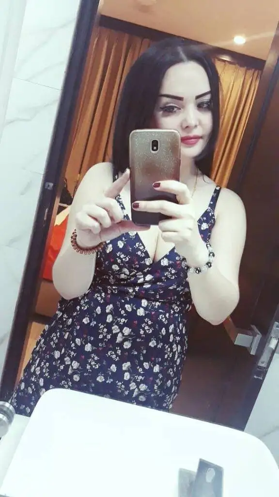 Pooja Delhi Call Girl